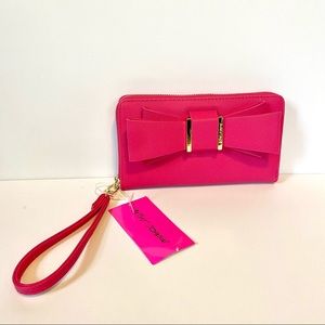 NWT Betsey Johnson Bow Wallet in Fuchsia